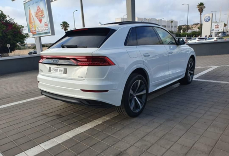 Audi Q8 Camaro